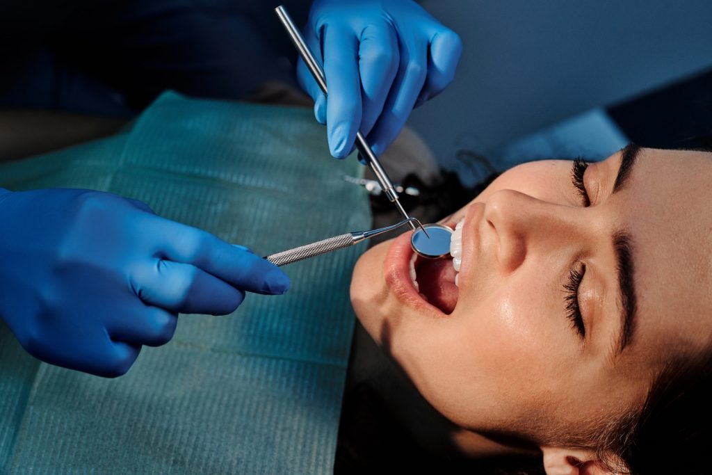 Что делает стоматолог-терапевт?